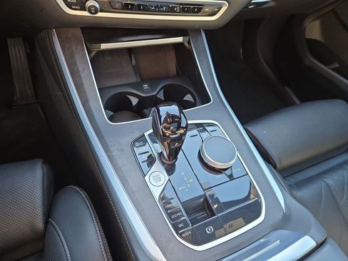 Used 2023 BMW X5 xDrive40i w/ Premium Package image 22