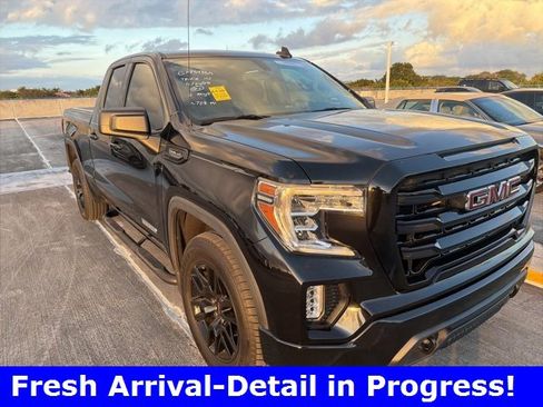 Used 2020 GMC Sierra 1500 Elevation w/ Elevation Value Package image 16