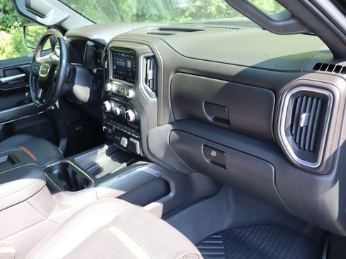 Certified 2022 GMC Sierra 1500 AT4 w/ AT4 Premium Package AWD/4WD image 54