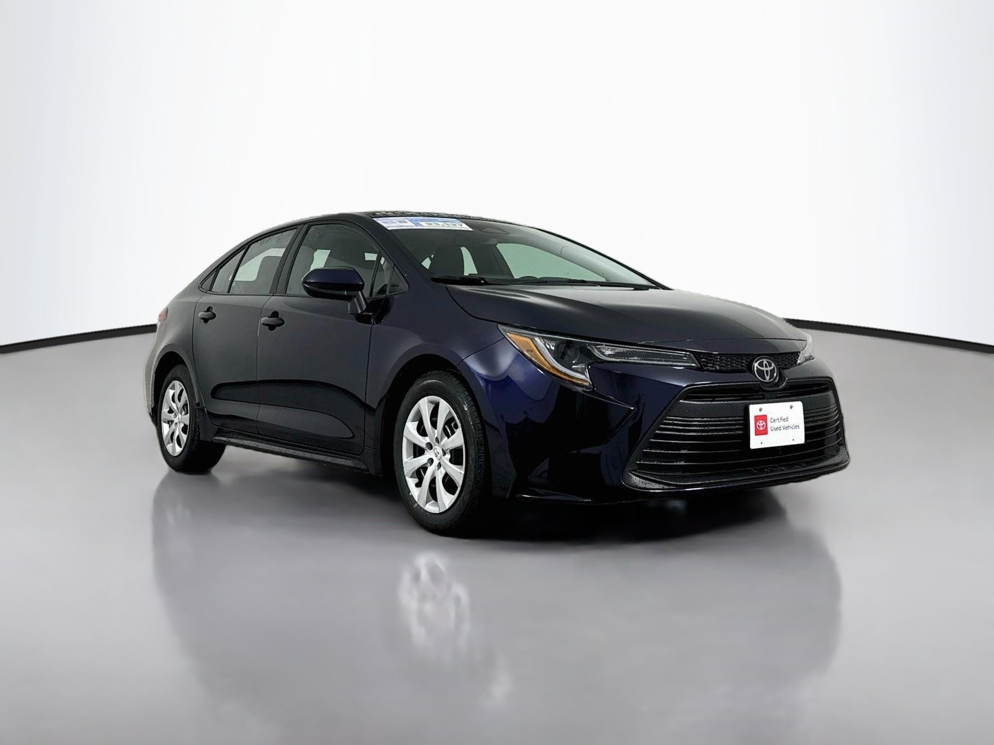 Certified 2024 Toyota Corolla LE FWD image 1