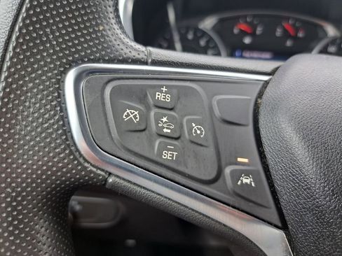Used 2021 Chevrolet Equinox LT FWD image 14