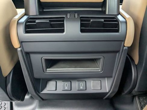 New 2026 Land Rover Defender 110 X-Dynamic SE AWD/4WD image 13