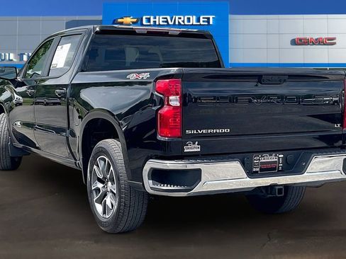Used 2024 Chevrolet Silverado 1500 LT AWD/4WD image 4