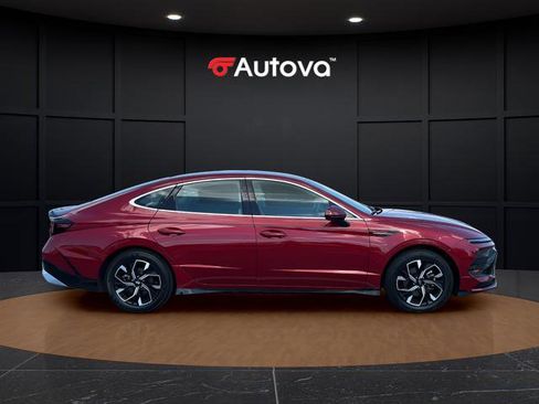 Used 2025 Hyundai Sonata SEL FWD image 6
