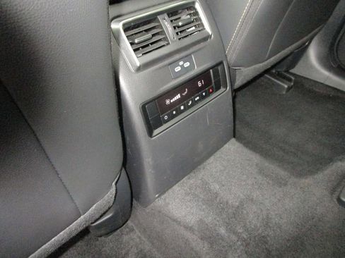 Used 2024 MAZDA CX-90 3.3 Turbo w/ Premium Package image 19