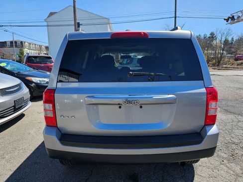Used 2016 Jeep Patriot Sport w/ Power Value Group AWD/4WD image 6