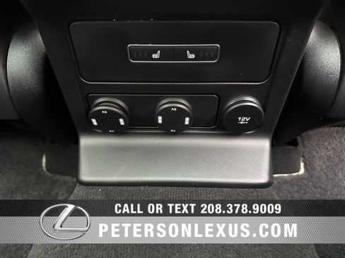 Used 2020 Jaguar F-PACE SVR image 18