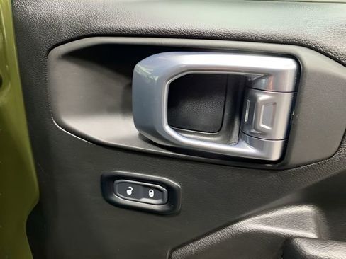 Used 2024 Jeep Wrangler Sport AWD/4WD image 26