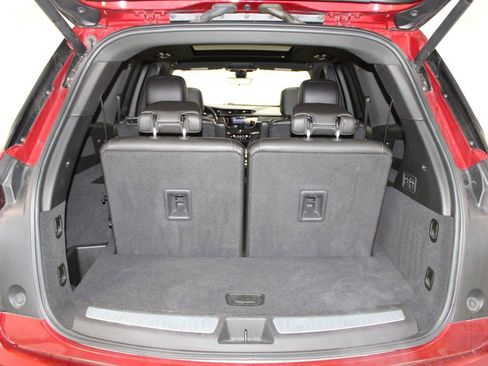 Used 2021 Cadillac XT6 Premium Luxury image 13