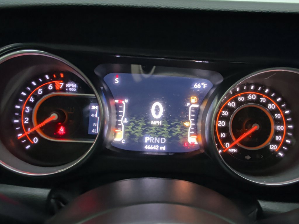Used 2021 Jeep Wrangler Unlimited Sport AWD/4WD image 15