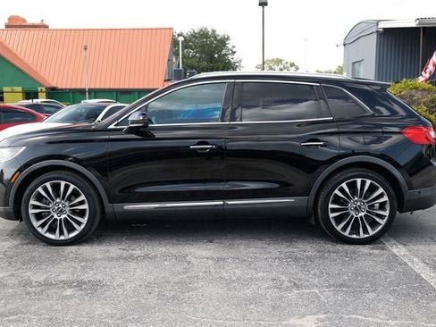 Used 2016 Lincoln MKX Reserve w/ Technology Package FWD image 4