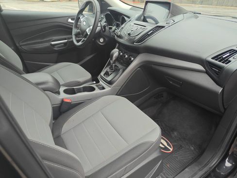 Used 2014 Ford Escape SE FWD image 6