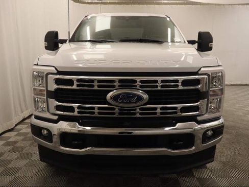 Certified 2024 Ford F250 XLT w/ FX4 Off-Road Package image 8