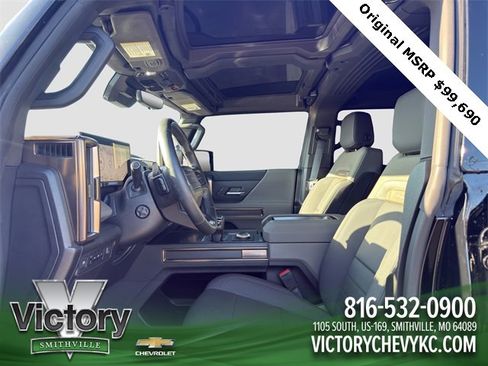 Used 2025 GMC Hummer EV 2X image 9
