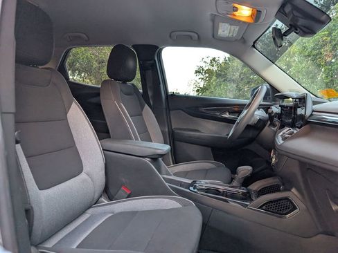 Used 2024 Chevrolet TrailBlazer LS w/ LS Convenience Package FWD image 18