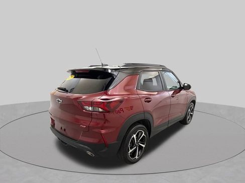 Used 2023 Chevrolet TrailBlazer RS w/ Sun and Liftgate Package FWD image 8