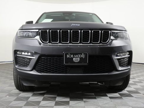 Used 2023 Jeep Grand Cherokee 4WD 4xe image 2