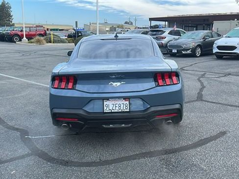 Certified 2024 Ford Mustang Coupe image 4