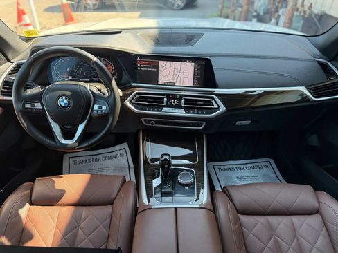 Used 2023 BMW X5 xDrive40i w/ Luxury Seating Package AWD/4WD image 2