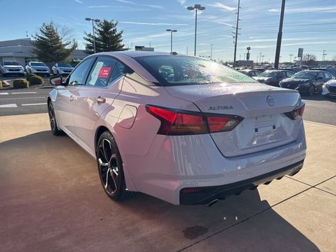 Certified 2024 Nissan Altima 2.5 SR image 8