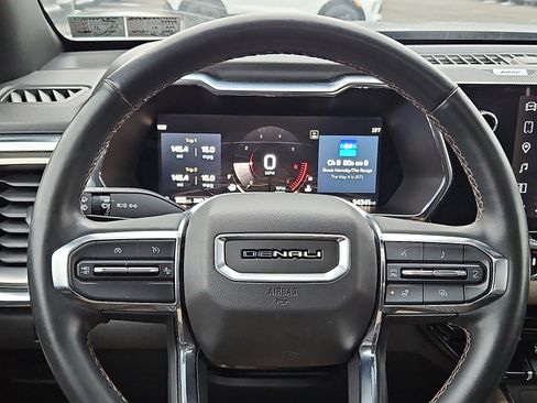 Certified 2023 GMC Canyon Denali image 20