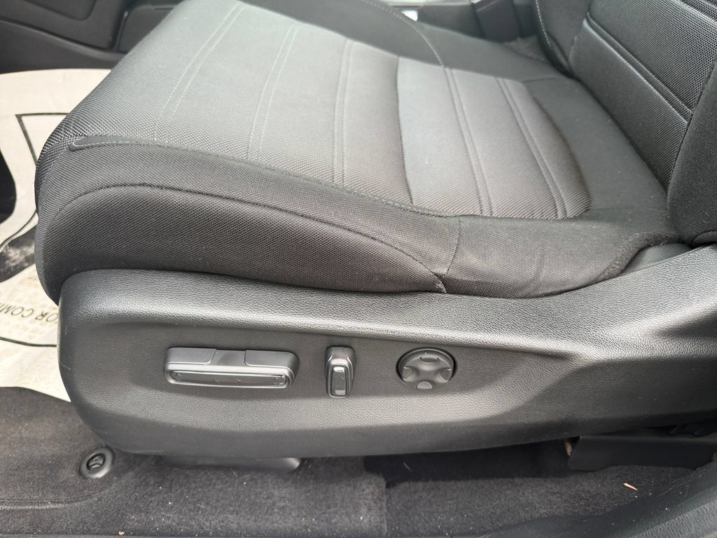 Used 2021 Honda CR-V EX image 13