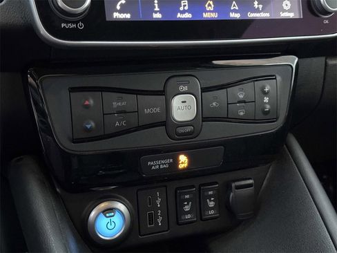 Used 2025 Nissan Leaf SV Plus image 19