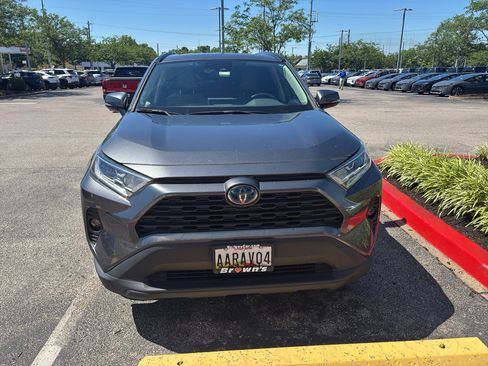Used 2021 Toyota RAV4 XLE Premium AWD/4WD image 2