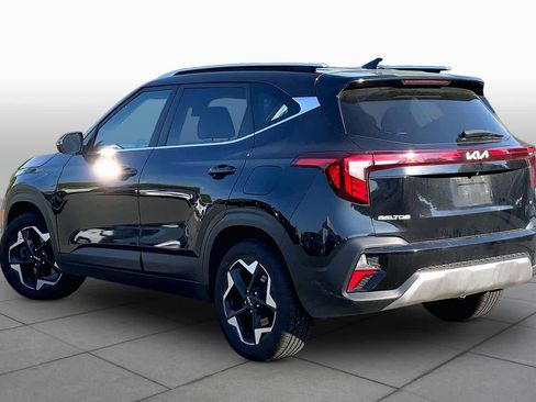 Used 2024 Kia Seltos EX AWD/4WD image 12