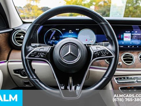 Used 2021 Mercedes-Benz E 350 4MATIC Sedan image 25