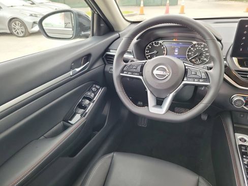 Certified 2025 Nissan Altima 2.5 SR w/ SR Premium Package image 20