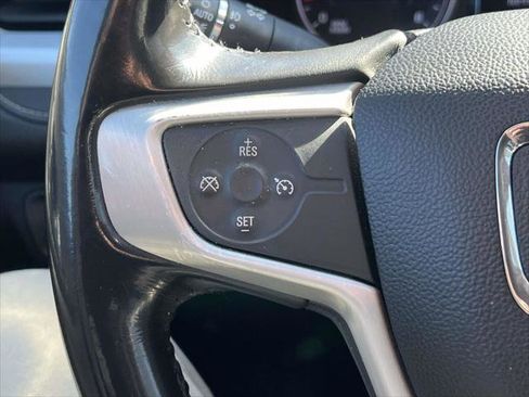 Used 2019 GMC Acadia SLT image 20