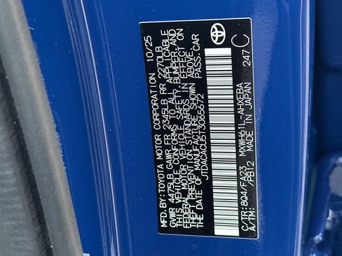 New 2026 Toyota Prius Plug-In Hybrid FWD image 33
