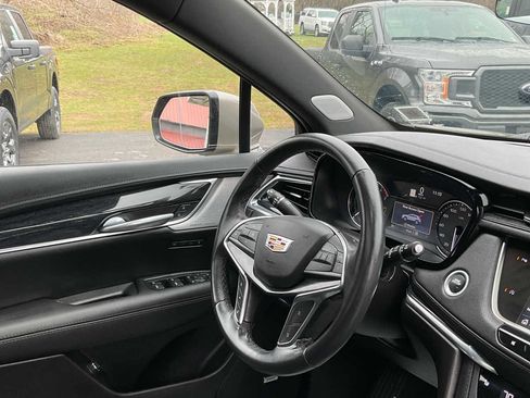 Used 2023 Cadillac XT5 Premium Luxury image 62