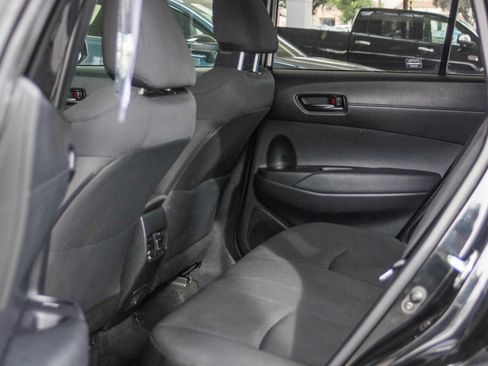 Used 2023 Toyota Corolla Cross LE image 18