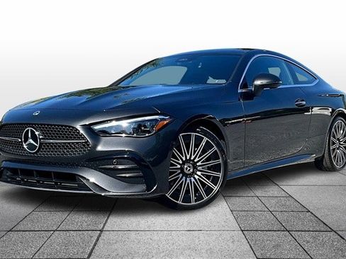 Certified 2025 Mercedes-Benz CLE 300 4MATIC Coupe image 5