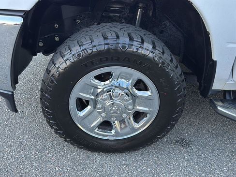 Used 2022 RAM 2500 Big Horn image 28