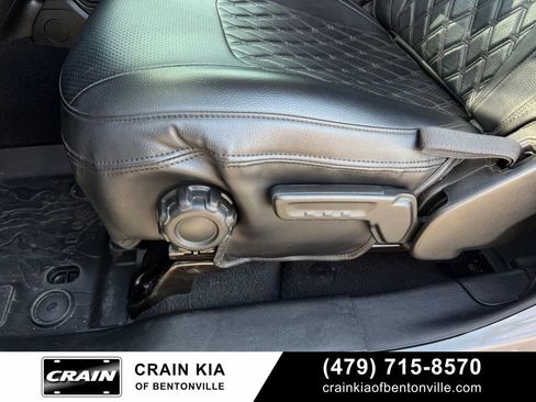 Used 2018 Jeep Wrangler Unlimited Sport AWD/4WD image 11