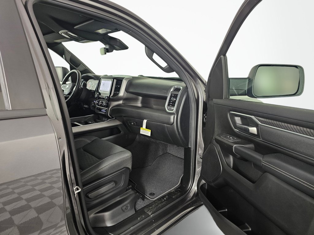 New 2026 RAM 1500 Big Horn w/ Sport Appearance Package AWD/4WD image 37