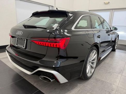 Used 2022 Audi RS 6 AWD/4WD image 2