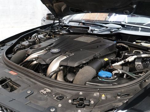 Used 2011 Mercedes-Benz CL 550 4MATIC w/ Sport Pkg Plus One image 30