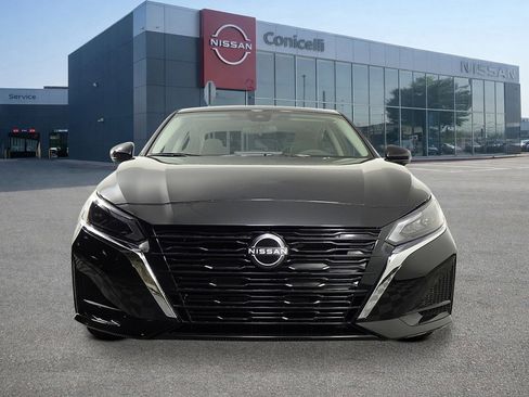 New 2025 Nissan Altima 2.5 SL FWD image 8