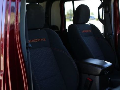 Used 2022 Jeep Gladiator Mojave w/ Trailer Tow Package image 28