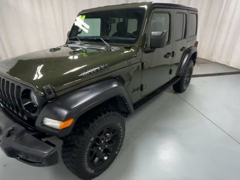 Used 2022 Jeep Wrangler Unlimited Sport AWD/4WD image 4