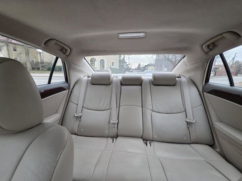 Used 2008 Toyota Avalon XLS image 23