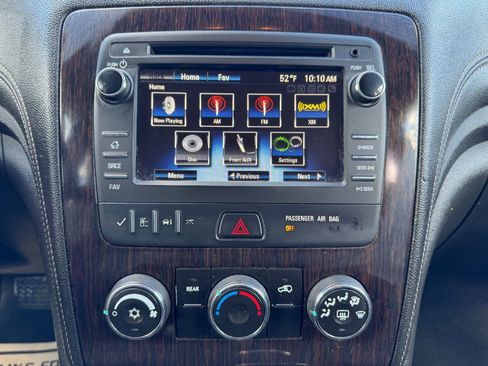 Used 2016 Chevrolet Traverse LT AWD/4WD image 23