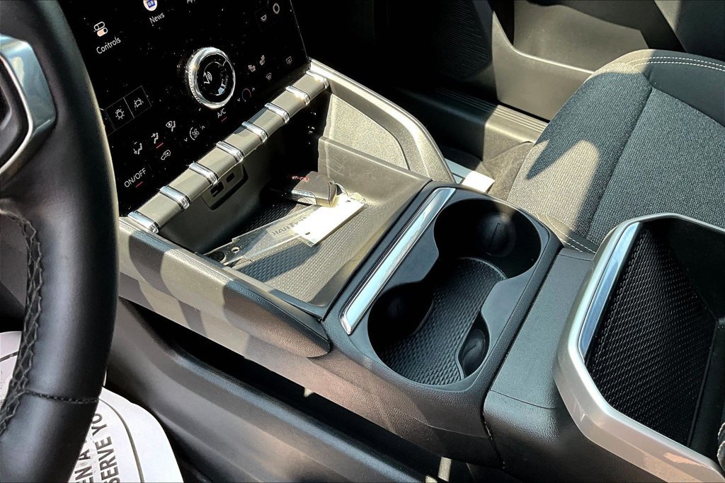 Used 2025 GMC Terrain Elevation AWD/4WD image 20