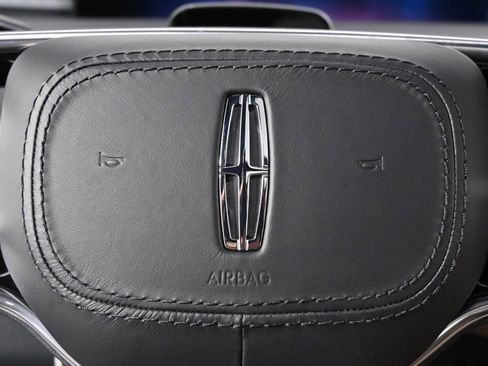 New 2026 Lincoln Navigator Black Label AWD/4WD image 35