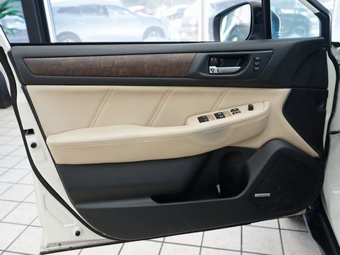 Used 2018 Subaru Outback 2.5i Limited image 26