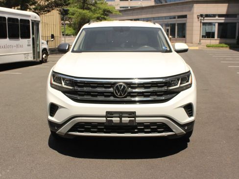 Used 2021 Volkswagen Atlas SE FWD image 3
